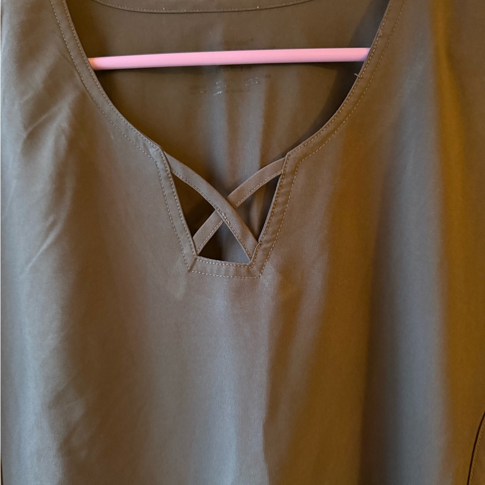 Cherokee infinity scrub set Gray Petite Pants 2XL TOP AND XL PANTS